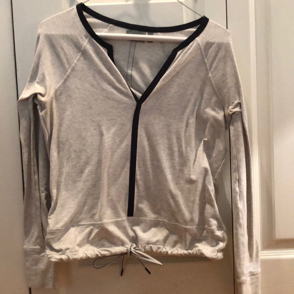 Athleta longsleeve